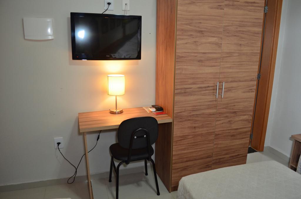 Hotel Grande Minas Веспасиано Екстериор снимка